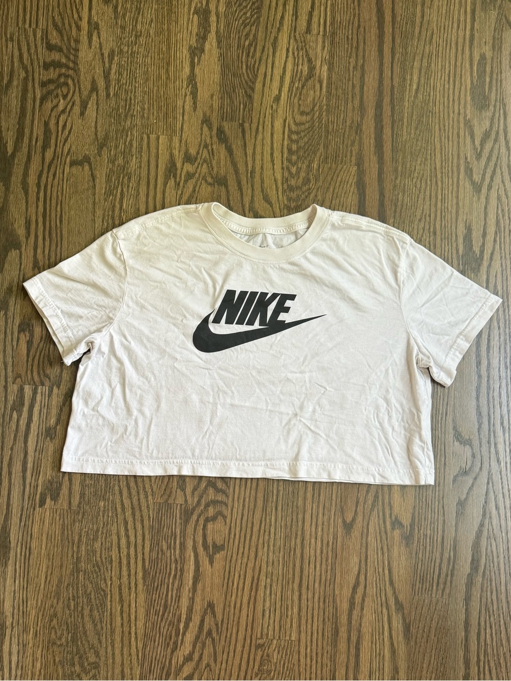 Nike Cropped - Tee!